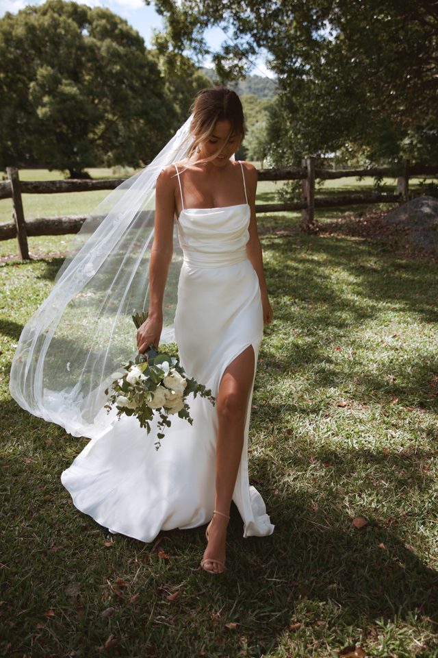 Brautkleid Valentina von Grace Loves Lace