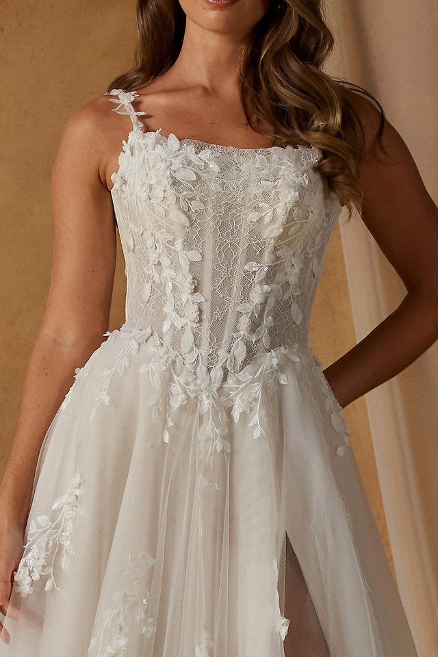 Brautkleid Nyrie von Madi Lane & Evie Young