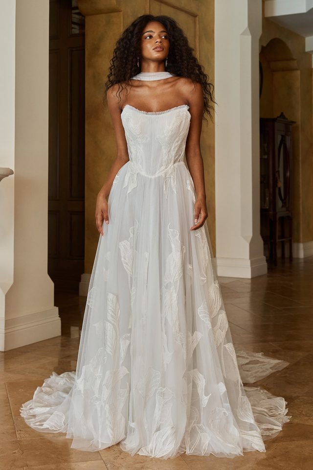 Brautkleid Ozari von Madi Lane & Evie Young