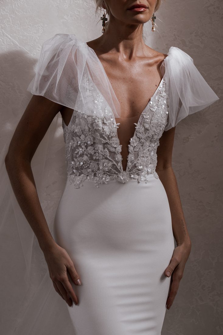Made with Love Cameron Crepe – cleanes Crêpe-Kleid bei White Silhouette München