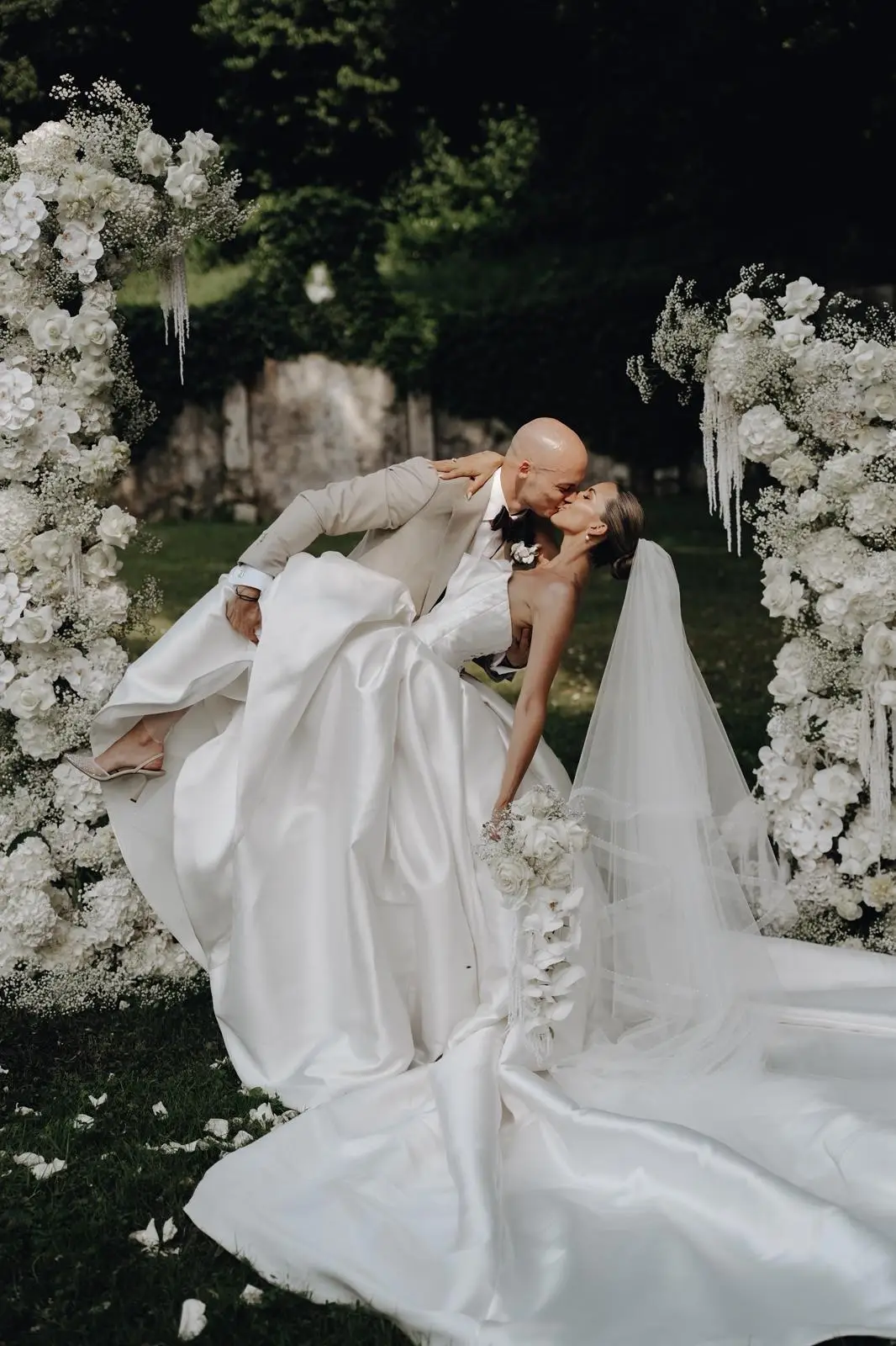 Franziska in ihrem Kleid Penelope von Fan Xia Design